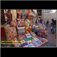 29647 06 0046 Dubai Souk, Dubai, Emirate 2017.jpg